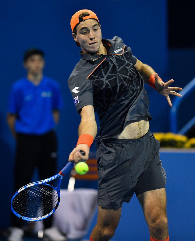 关于赛前速览：巴黎大师赛半决赛利雅得新月对阵武汉三镇，三大看点值得期待的信息